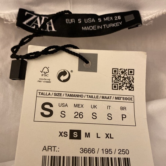 NWT Zara White Sleeveless Poplin Top with Gold Buckle Detail, Size S - Picture 4 of 6